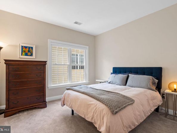 9210 Sycamore Crest Drive, Fairfax VA 22031