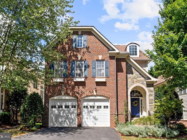 9210 Sycamore Crest Drive, Fairfax VA 22031