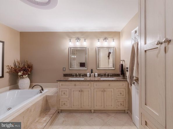 128 Sawgrass Drive, Blue Bell PA 19422