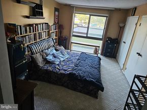 250 S Reynolds Street 206, Alexandria VA 22304