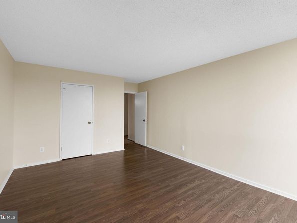 2311 Pimmit Drive 618, Falls Church VA 22043