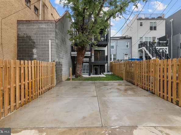 3916 8TH Street NW A, Washington DC 20011