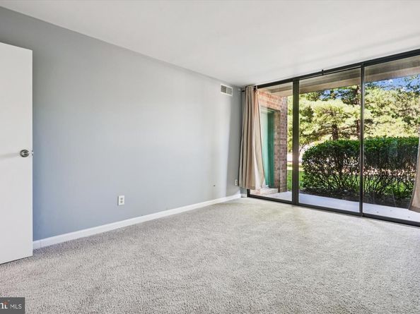 527 N Armistead Street T3, Alexandria VA 22312