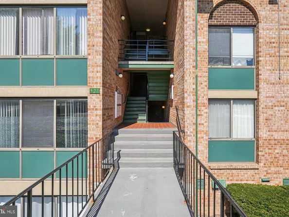 527 N Armistead Street T3, Alexandria VA 22312