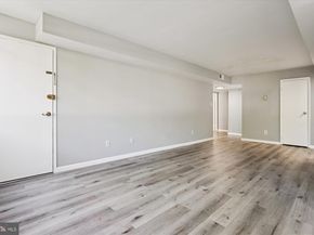 527 N Armistead Street T3, Alexandria VA 22312