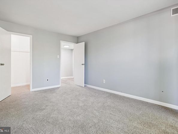527 N Armistead Street T3, Alexandria VA 22312