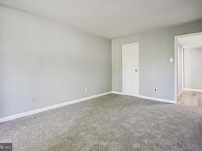 527 N Armistead Street T3, Alexandria VA 22312