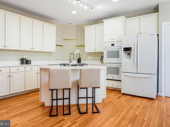 8147 Quinn Terrace, Vienna VA 22180