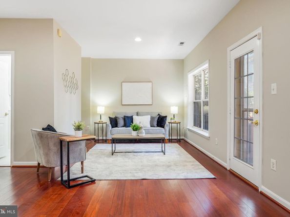 8147 Quinn Terrace, Vienna VA 22180