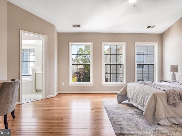 8147 Quinn Terrace, Vienna VA 22180
