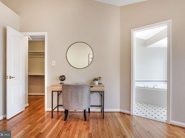 8147 Quinn Terrace, Vienna VA 22180