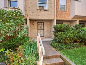 1641 Kenwood Avenue, Alexandria VA 22302
