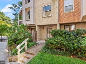 1641 Kenwood Avenue, Alexandria VA 22302