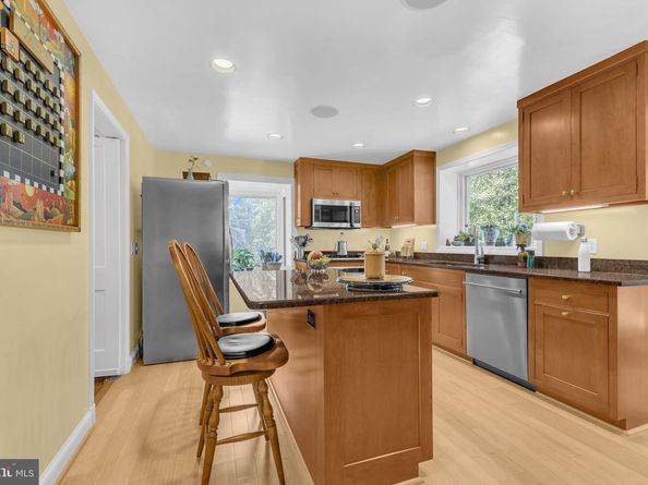 6223 Langston Boulevard, Arlington VA 22205