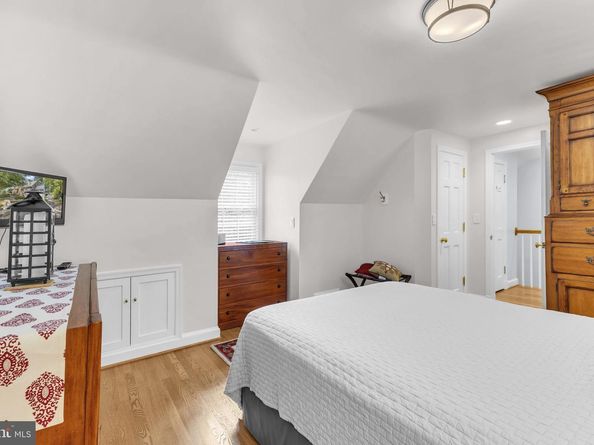 6223 Langston Boulevard, Arlington VA 22205