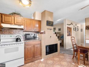 26 Gable Hill Road, Levittown PA 19057