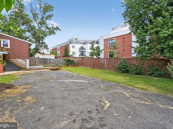 7119 Chestnut Street NW, Washington DC 20012