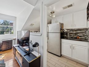 1021 Clinton Street 7, Philadelphia PA 19107