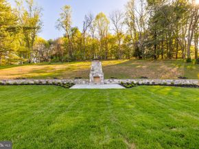 10821 Barn Wood Lane, Potomac MD 20854