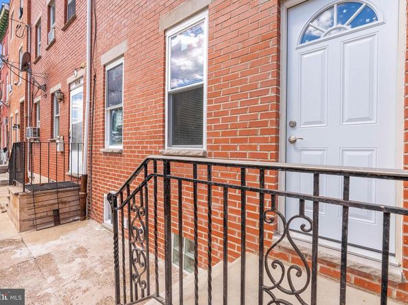 923 Reed Street, Philadelphia PA 19147