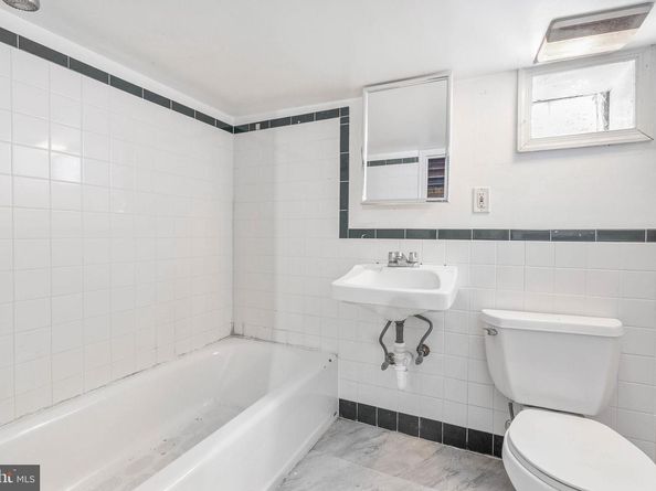 923 Reed Street, Philadelphia PA 19147