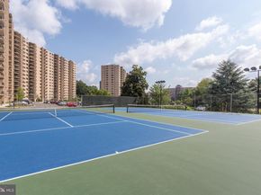 307 Yoakum Parkway 1521, Alexandria VA 22304