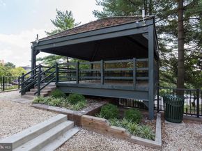 307 Yoakum Parkway 1521, Alexandria VA 22304