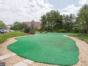 307 Yoakum Parkway 1521, Alexandria VA 22304