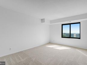 307 Yoakum Parkway 1521, Alexandria VA 22304