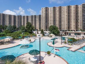 307 Yoakum Parkway 1521, Alexandria VA 22304