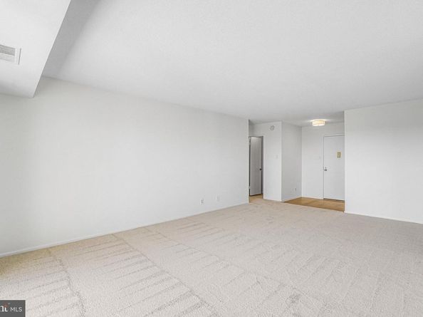 307 Yoakum Parkway 1521, Alexandria VA 22304