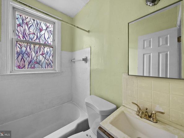 1942 Capitol Avenue NE, Washington DC 20002