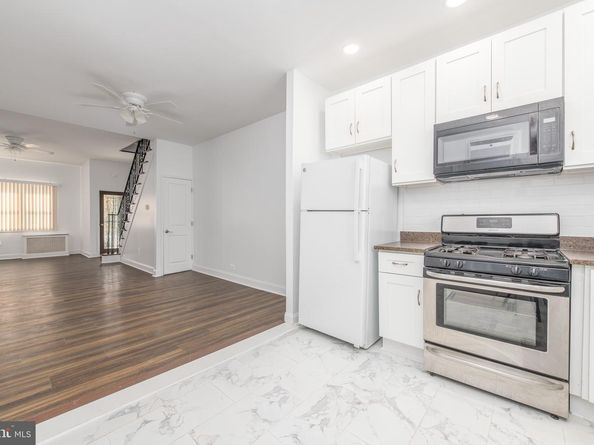 1037 Snyder Avenue, Philadelphia PA 19148