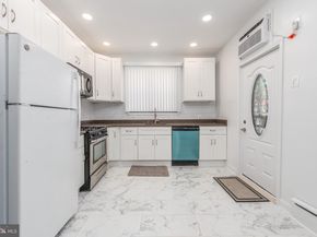1037 Snyder Avenue, Philadelphia PA 19148