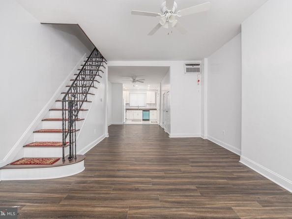 1037 Snyder Avenue, Philadelphia PA 19148