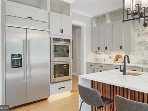 7727 Helena Drive, Falls Church VA 22043