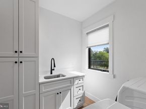 7727 Helena Drive, Falls Church VA 22043