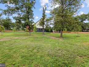 7727 Helena Drive, Falls Church VA 22043