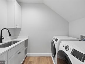 7727 Helena Drive, Falls Church VA 22043