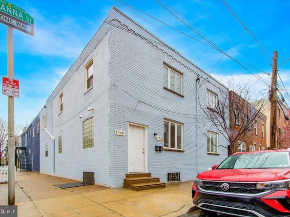 1746 S Orianna Street, Philadelphia PA 19148
