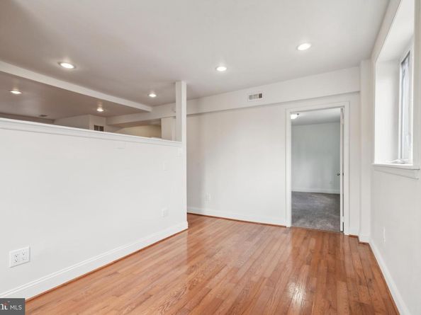 1746 S Orianna Street, Philadelphia PA 19148
