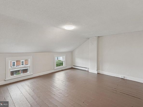 463 New Elm Street, Conshohocken PA 19428