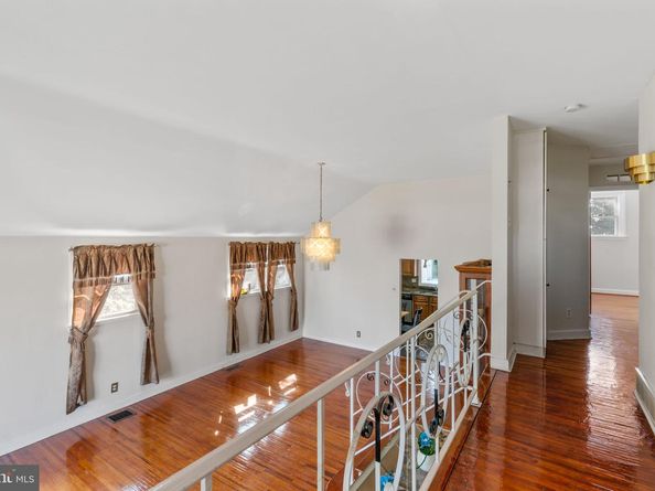 9967 Verree Road, Philadelphia PA 19115