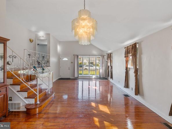 9967 Verree Road, Philadelphia PA 19115