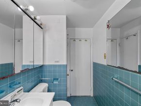 9967 Verree Road, Philadelphia PA 19115