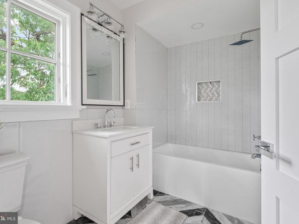 2017 Fulton Place NE, Washington DC 20018
