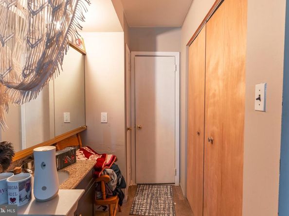 2547 Shelmire Avenue, Philadelphia PA 19152