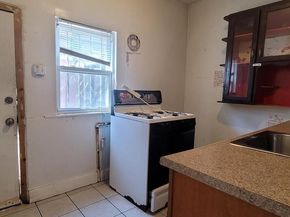 526 Moore Street, Philadelphia PA 19148