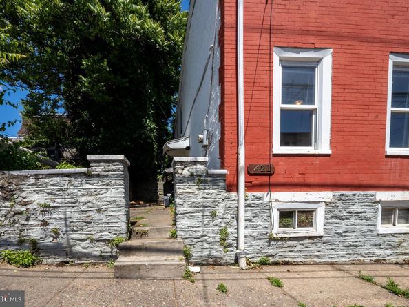 421 E Mechanic Street, Philadelphia PA 19144