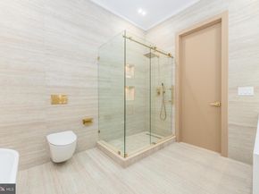 217 Tasker Street, Philadelphia PA 19148